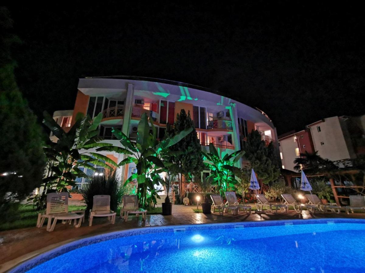 Copacabana Hotel Равда Экстерьер фото