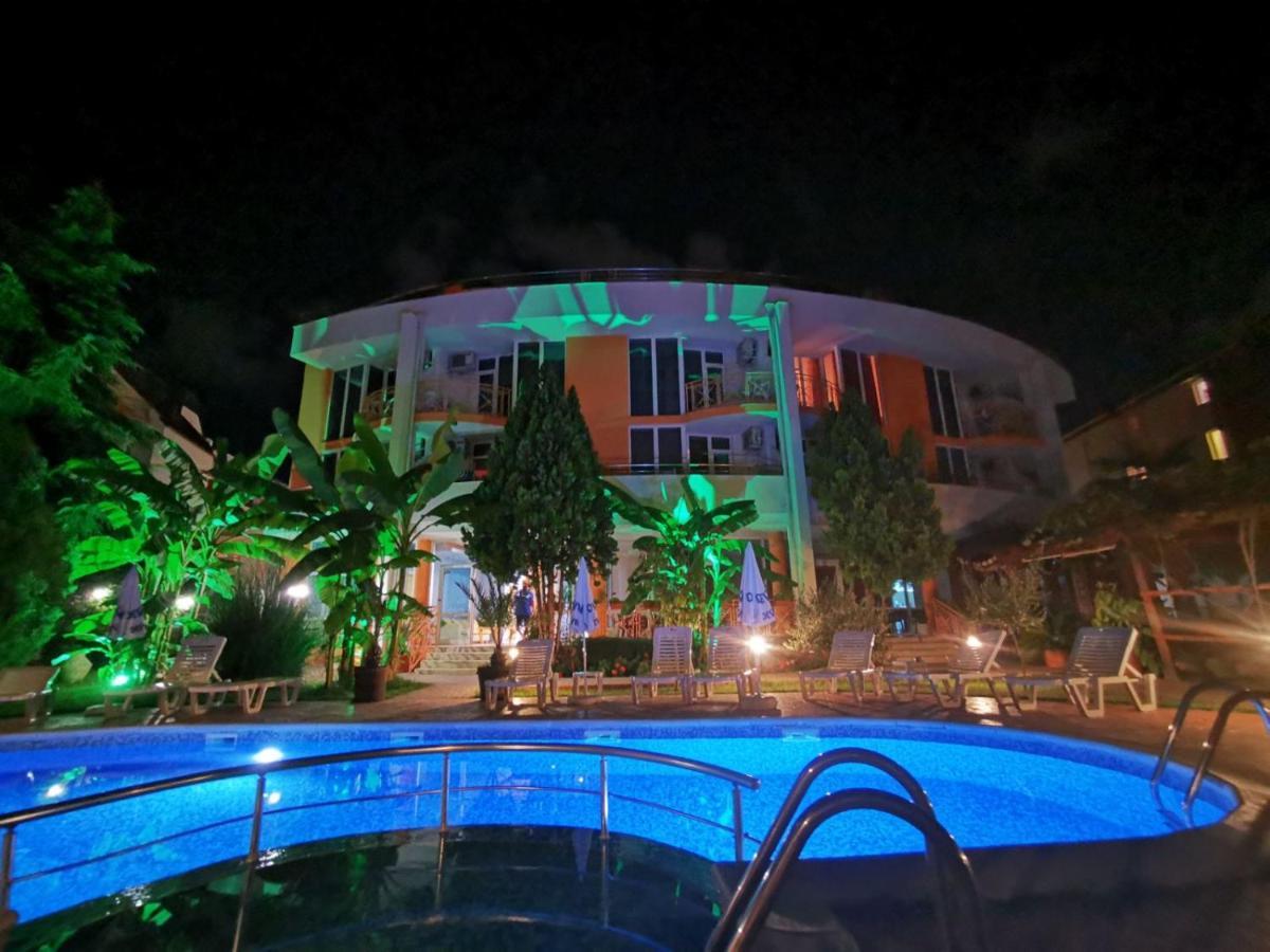 Copacabana Hotel Равда Экстерьер фото