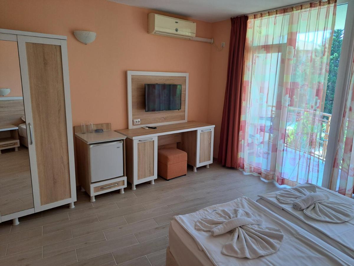 Copacabana Hotel Равда Экстерьер фото