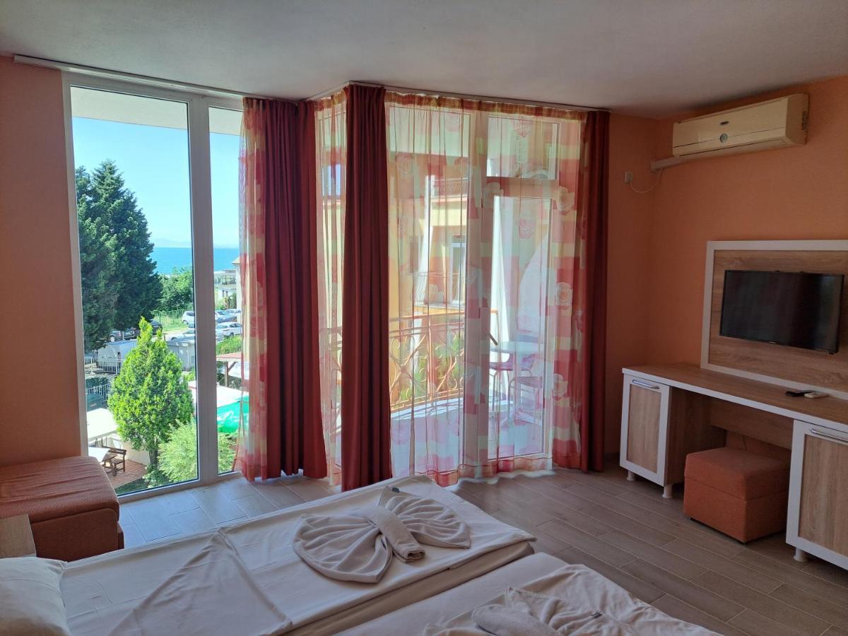 Copacabana Hotel Равда Экстерьер фото
