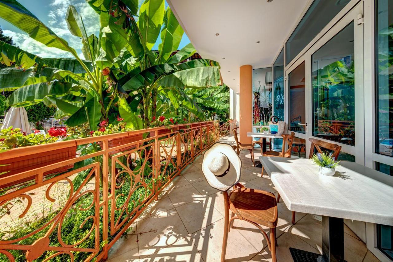Copacabana Hotel Равда Экстерьер фото