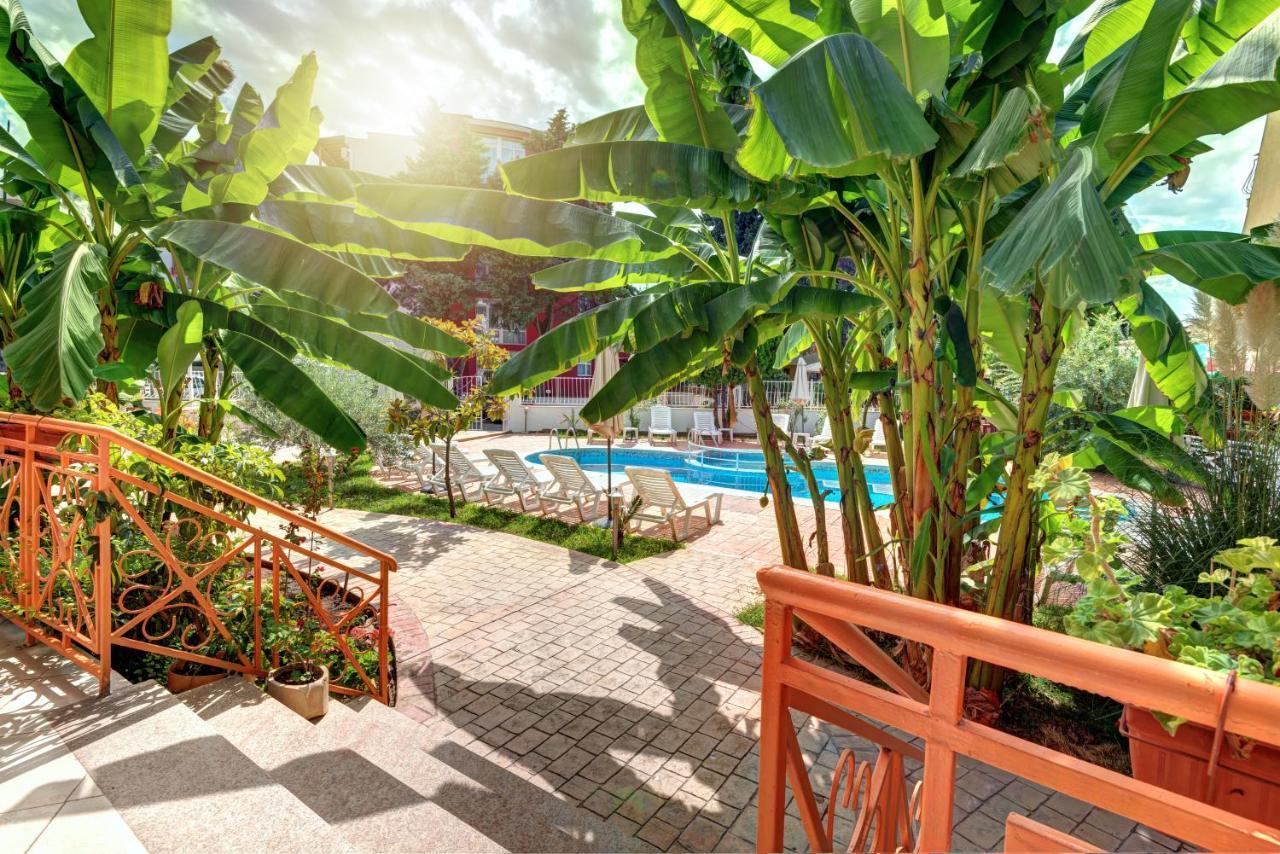 Copacabana Hotel Равда Экстерьер фото