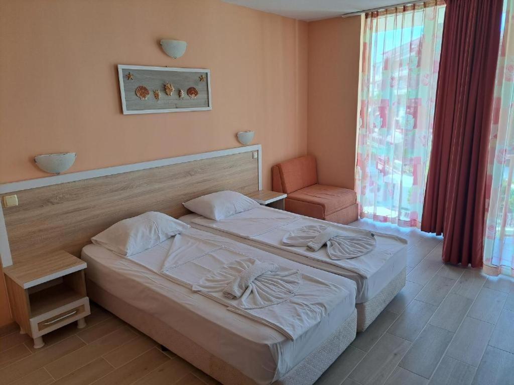 Copacabana Hotel Равда Экстерьер фото