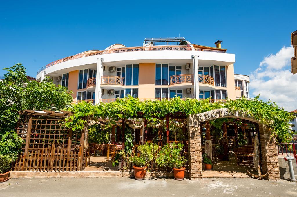 Copacabana Hotel Равда Экстерьер фото